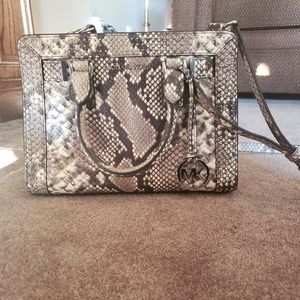 Michael Kors Crossbody